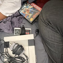 Nintendo NES Entertainment System Console Gray w/ 2 Controllers & Cables RCA RF