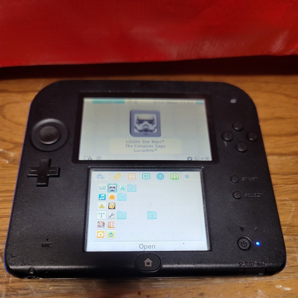 Nintendo 2DS Blue and Black Handheld System – Black/Blue