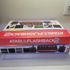 2005 Atari Flashback 2 Launch Edition Black Plug&Play TV Game. Box in excellent