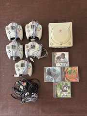 SEGA Dreamcast Console Bundle – TESTED & WORKS