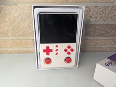 128gb Maxpro R40XX Retro Handheld Video Game Console 4.2&Prime; HD IPS, Linux, 4000mAh