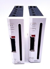 Nintendo Wii RVL-001 512 MB Console LOT OF 2 – White PARTS OR REPAIR – READ