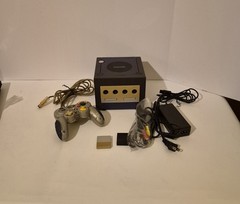 Nintendo GameCube Console Indigo DOL-001 (USA) Controller & Memory Cards Bundle