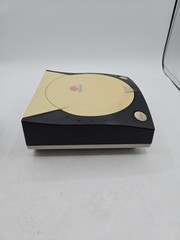 Sega Dreamcast White HKT-3020 Sport Bundle/ With Tomb Raider The Last Revelation