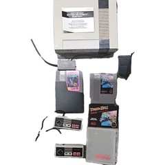 Nintendo NES-001 Console w/2 Controllers, RF Switch, AC. 2 Games