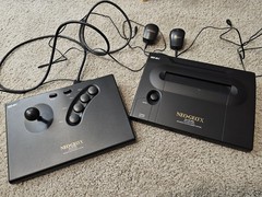 SNK NEO GEO X GOLD LIMITED EDITION CONSOLE – TESTED AND WORKING