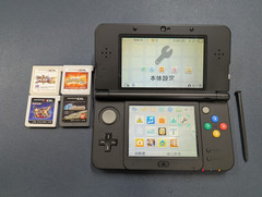 B14 Nintendo new 3DS console Black Japan fx w/game pokemon sun