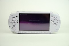 Sony PlayStation PSP 1000/2000/3000 Console with Charger/New Battery Region Free