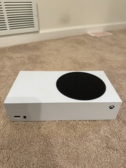 Xbox Console Series S White with 1TB W/ Accessories and Batteries