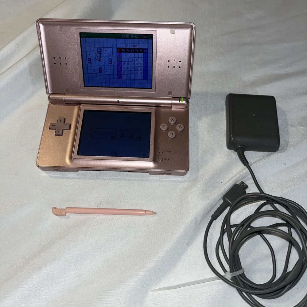 Nintendo DS Lite Coral Pink Handheld: Nintendo Charger & stylus Tested
