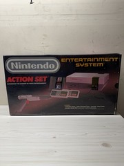 Nintendo NES Action Set Console With Box No Manuals