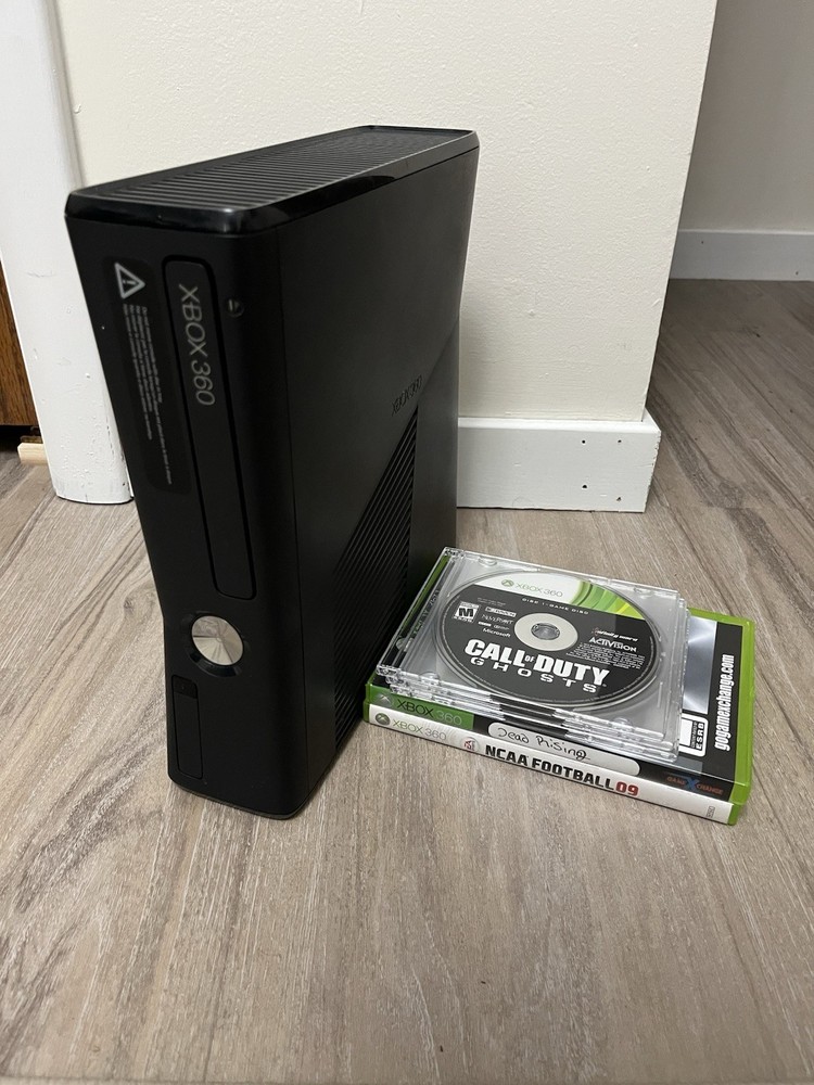 Xbox 360 Slim Black Console 4GB With 5 Games Tested Working