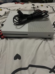 Microsoft Xbox One S 1TB White Console 4K UHD Blu-Ray Wi-Fi w/ Power Cord