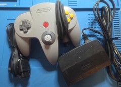 Nintendo 64 NUS-001(USA) Gray/Black NTSC-U/C Console with Controller, Cables