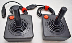 Atari 2600 4 Switch RCA AV Mod Console 3 Games 2 Joysticks Bundle