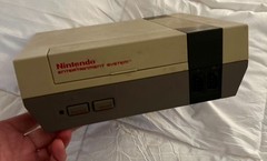 Nintendo NES Action Set Home Console – White/Gray – complete