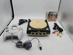 Sega Dreamcast White HKT-3020 Sport Bundle/ With Tomb Raider The Last Revelation