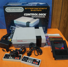 Nintendo NES Action Set Home Console – White/Gray Gaming Console W/Box