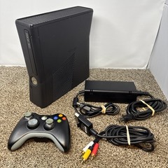 Microsoft Xbox 360 S Black 4GB Console Bundle Lot With Oem Controller Tested