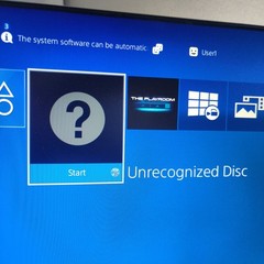 Sony PlayStation 4 Slim 500GB Game Console Only FOR PARTS CRACKED BAD DISC DRIVE