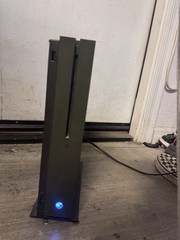 Microsoft Xbox One X 1TB Black Home Console 4K UHD HDMI USB-A (2017)