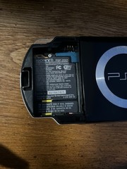 Sony PSP-2001 Black Handheld System Wi-Fi, NTSC-U/C (US/Canada) Read Description