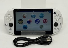 Sony PS Vita PCH-2000 1GB Glacier White Handheld Console