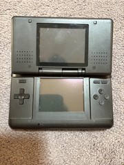 Nintendo DS Graphite Black Handheld System – Good Condition! – TESTED & WORKING