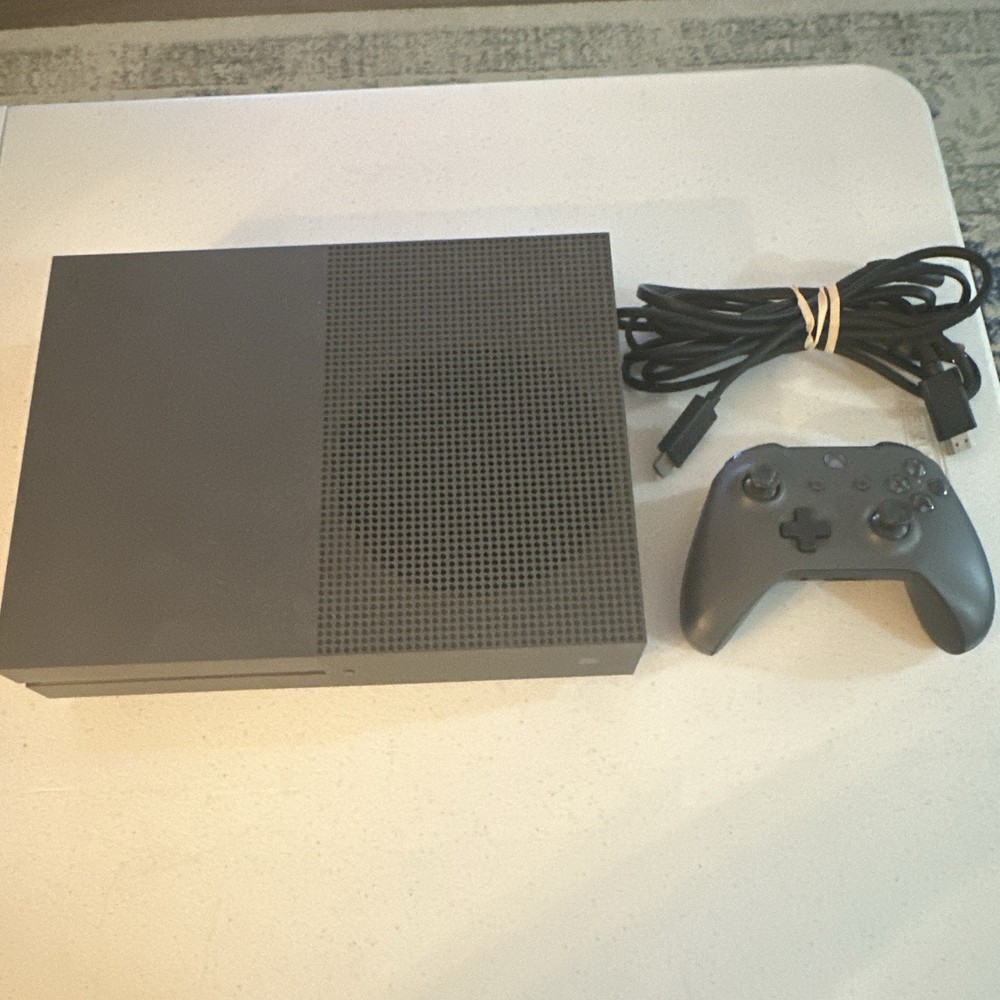 Microsoft Xbox One S 500GB 4K UHD Wi-Fi Gray Console 1681 w/ Controller