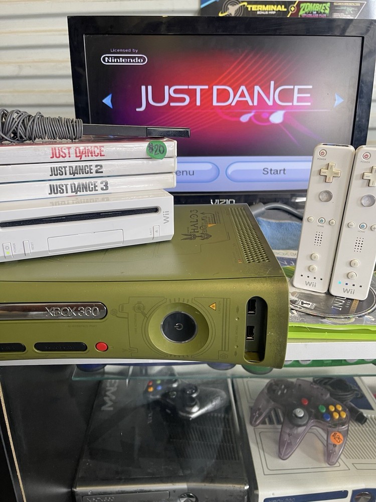 Nintendo Wii just dance multiplayer bundle just dance 1,2,3 includes2controllers