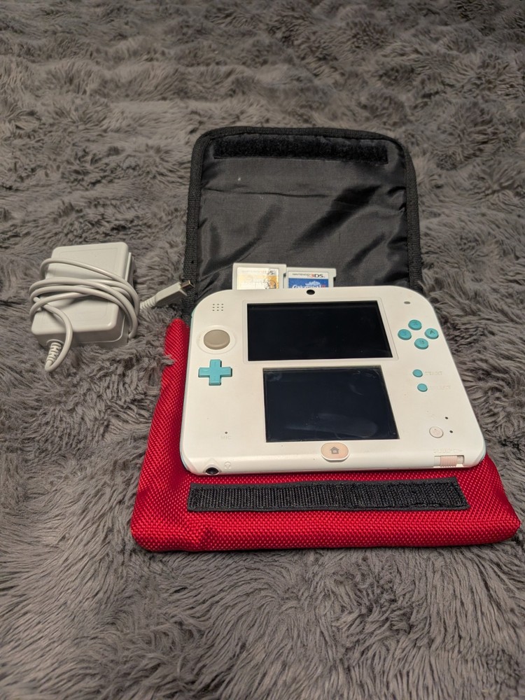 Nintendo 2DS Sea Green Limited Edition Console. Case And Two Games