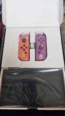 Nintendo Switch OLED Pokémon Scarlett And Violet Edition. Region free.