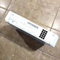 Nintendo Wii White Wii Party Console Bundle x2 Wii Remote Plus Japan PINK CIB