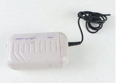 Original Nintendo Game Boy DMG-001 Gray/White Needs Tlc AC ADAPTER CASE CLEANER