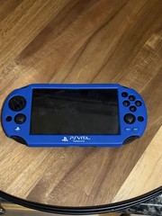 PS Vita PCH-2000 No Scratches Console Memory Sticks Charger Used Good Cond.