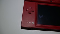 Nintendo DSi Console With Official Charger & Stylus (Very Good Condition / Red)