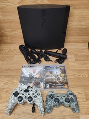 Playstation 3 PS3 Slim Console 160GB + 2 Games 2 Remotes Bundle Lot *Reformatted