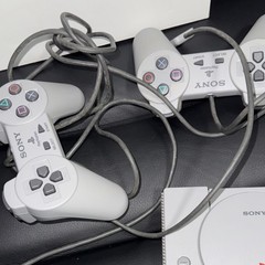 Sony PlayStation 1 PS1 SCPH-102 PAL White Console w/ 2 Controllers, Composite