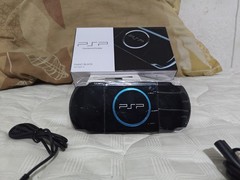 Sony PSP 3000 black with 32 GB games +UMD