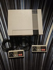 Nintendo Entertainment System NES-001 Original 1985 Console & Controllers Tested