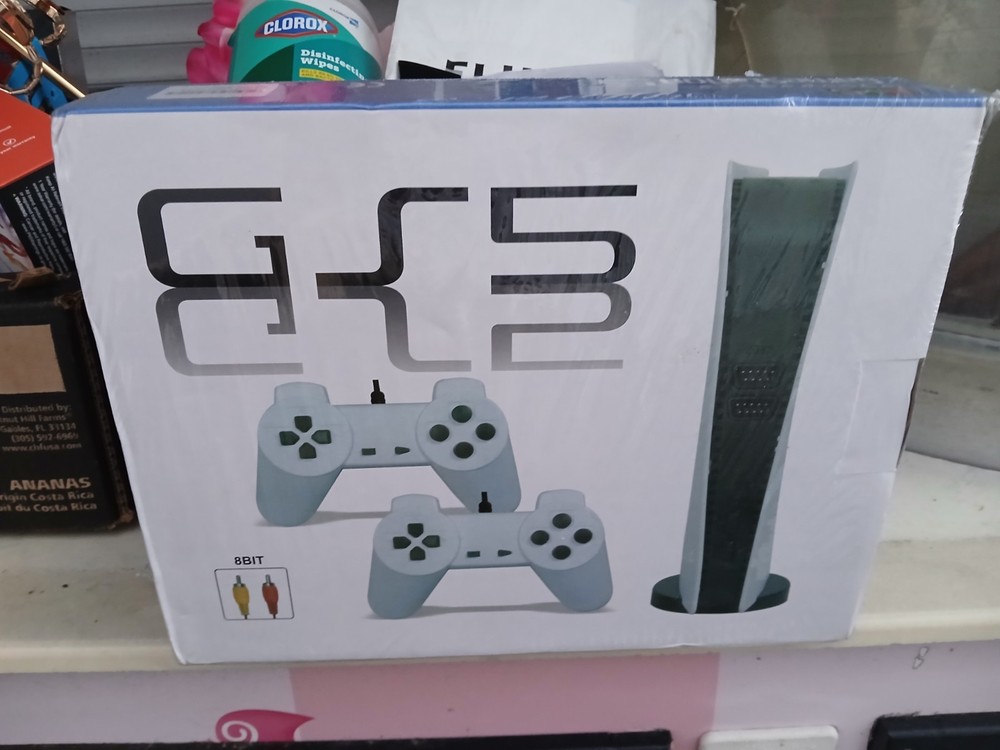 2 GS5 8BIT Video Game Console System, White, 2 Controllers, Composite RCA