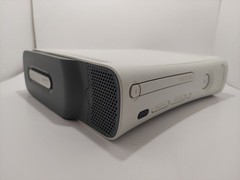 Microsoft Xbox 360 Jasper Console Bundle 20gb w/ Controller, Game And Cables