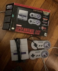 Nintendo Super NES Classic Edition SNES Mini Console 2 Controllers Box Built-In