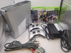 Microsoft Xbox 360 S Halo: Reach Limited Edition Silver Console + 2 Controllers