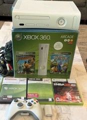 Xbox 360 Arcade 60GB Console Bundle Box Banjo Kazooie Viva Pinata Microsoft