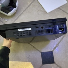 PS3 Slim Black w/ two Controller Ceche 01 serial number : CE922184123