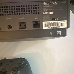 Microsoft Xbox One S 500GB 4K UHD Wi-Fi Gray Console 1681 w/ Controller