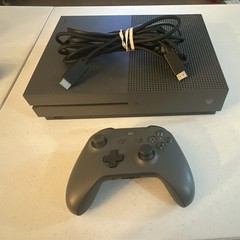 Microsoft Xbox One S 500GB 4K UHD Wi-Fi Gray Console 1681 w/ Controller