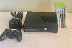 Microsoft XBox 360 S Slim 250GB Black Game Console 1439 Bundle W/ 4 Games Tested