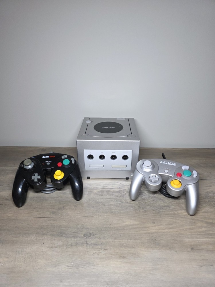 Nintendo GameCube Console DOL-001 with Controllers and Cables